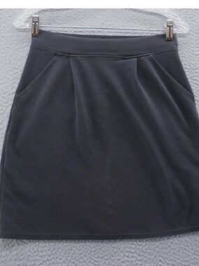 Patagonia skirt size small comfy !